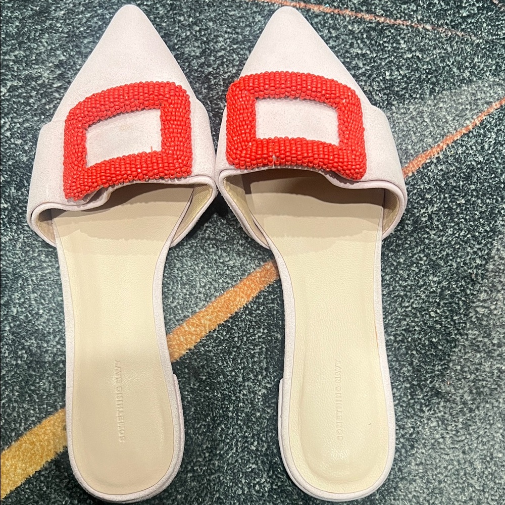 Beaded Buckle Pointed-Toe Slide in Pink and Red